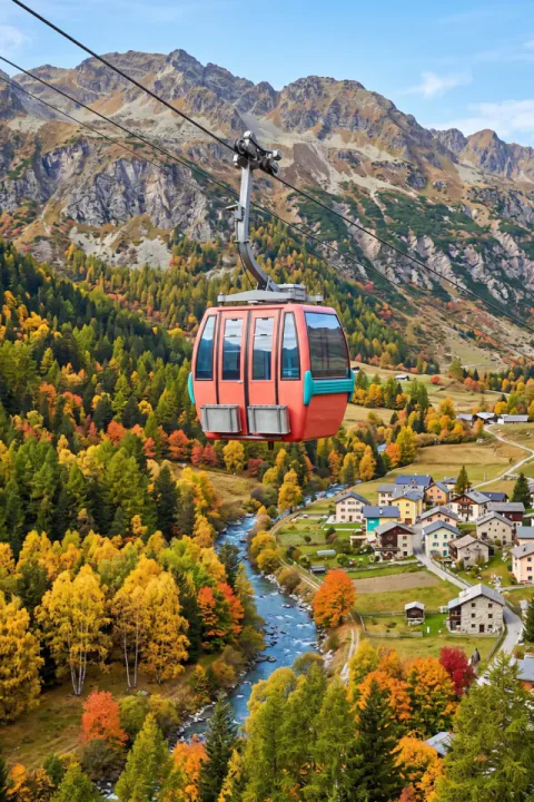 Teleferikë shumëngjyrësh mbi pyllin e vjeshtës